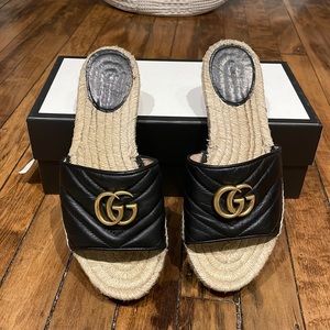 Women's GG matelassé slides